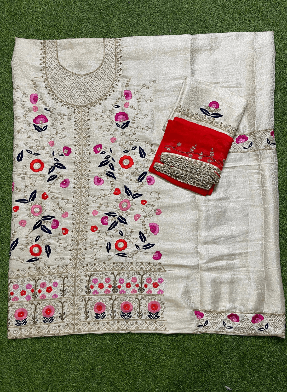 Banarsi Silk Suit | Party Wear | Wedding | Ring Ceremony | Festival | Bridal | FS164