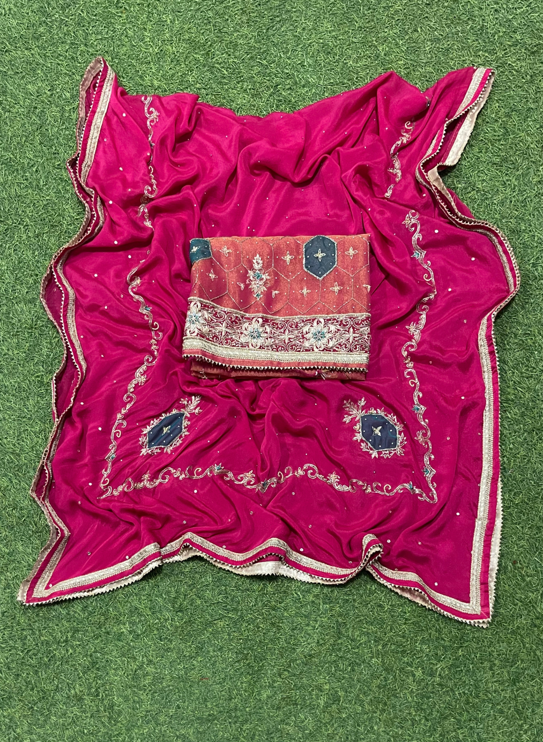 FS316 | Shimmer Suit | Party Wear | Wedding | Jaggo | Ring Ceremony | Festival | F9GFAA