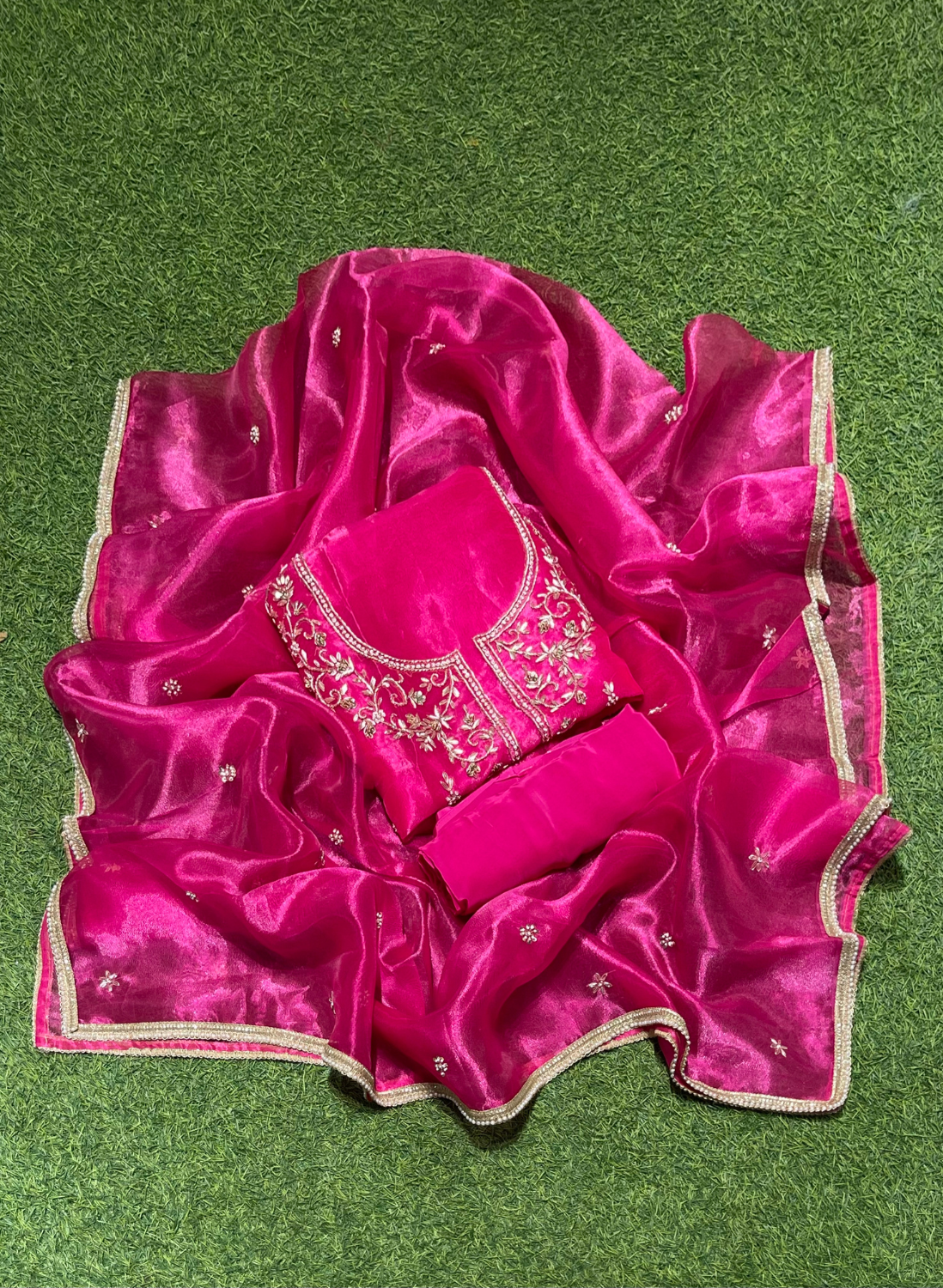 Hot-Pink | Glass Shimmer Suit| Party Wear | Wedding | Jaggo | Ring Ceremony | Festival |