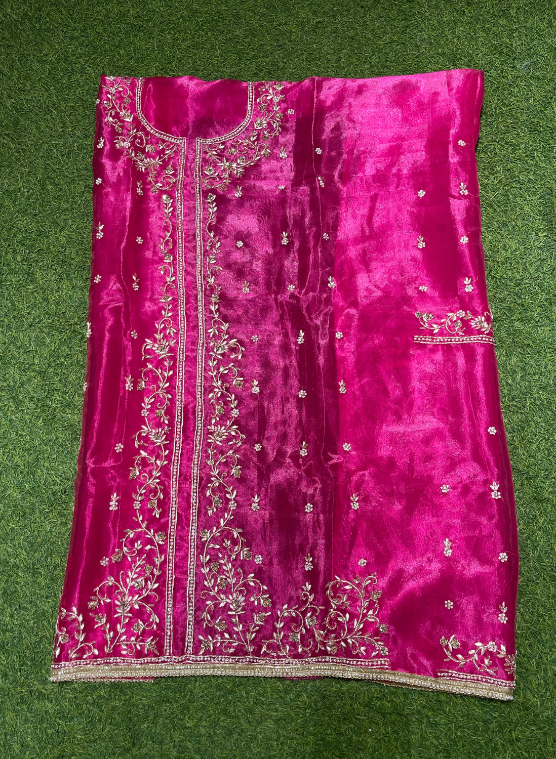 Hot-Pink | Glass Shimmer Suit| Party Wear | Wedding | Jaggo | Ring Ceremony | Festival |