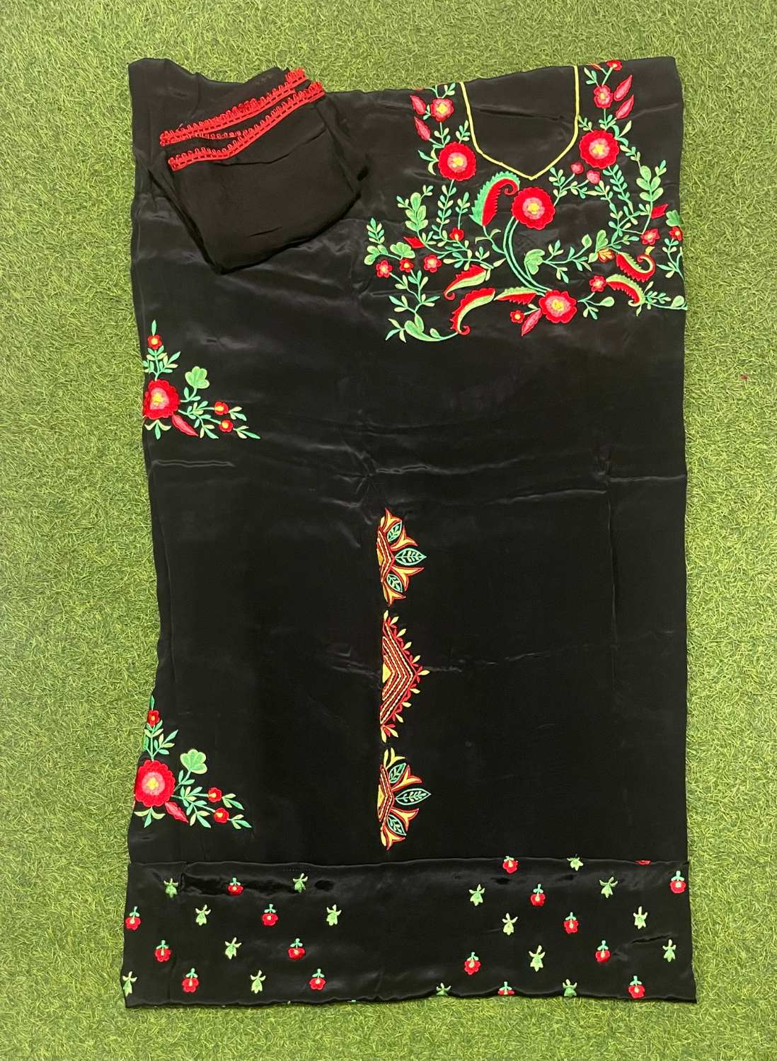 Black | Crepe Suit | Wedding | Party Wear | Ring Ceremony | Festival Suit | Allover suit | FS512