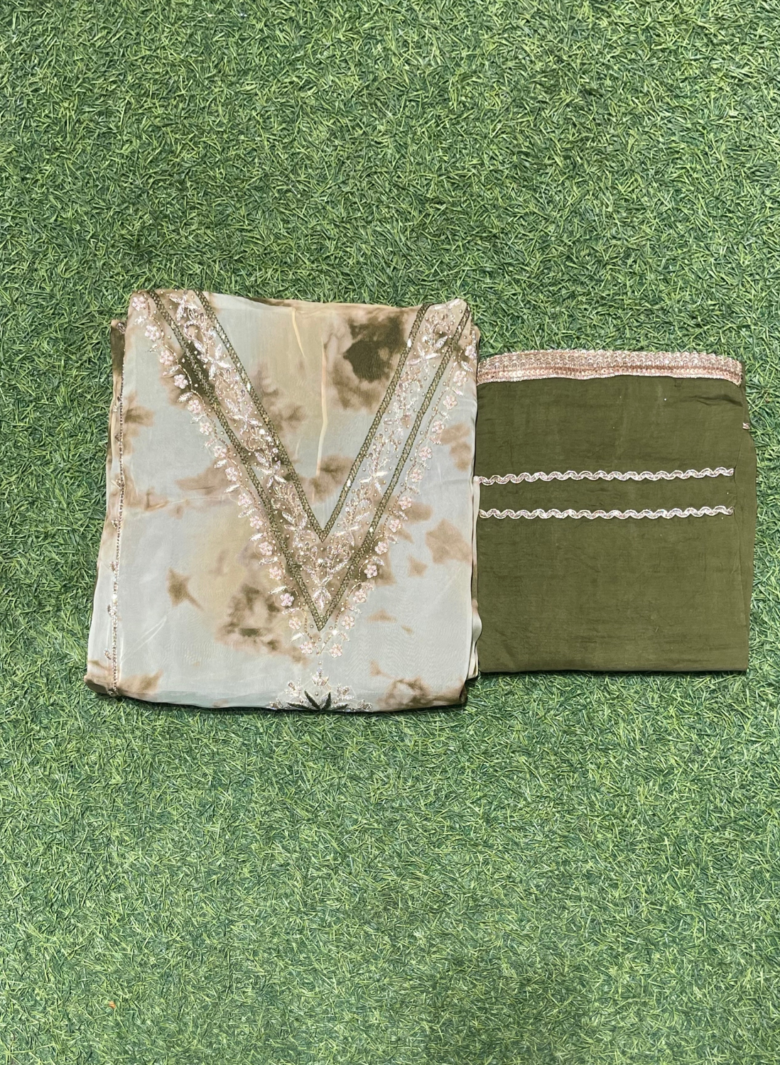 Organza Suit| Party Wear | Wedding | Jaggo | Ring Ceremony | Festival | FS613