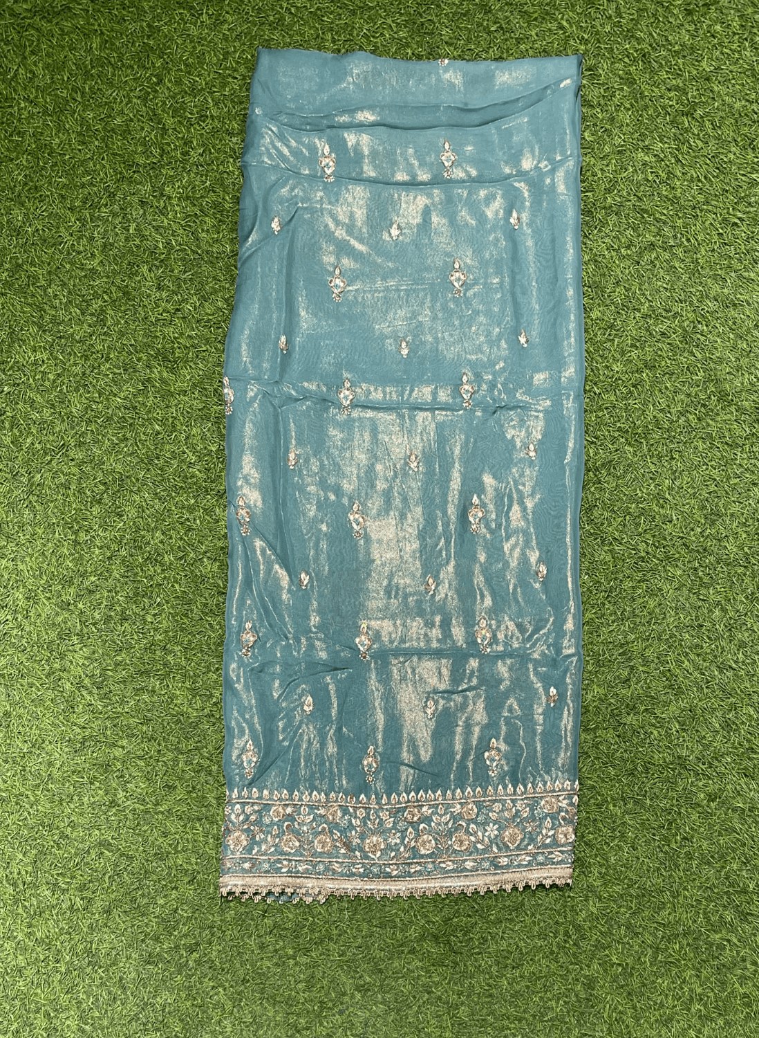 Glass Shimmer | Suit | Party Wear | Wedding | Jaggo | Ring Ceremony | Festival | FS148