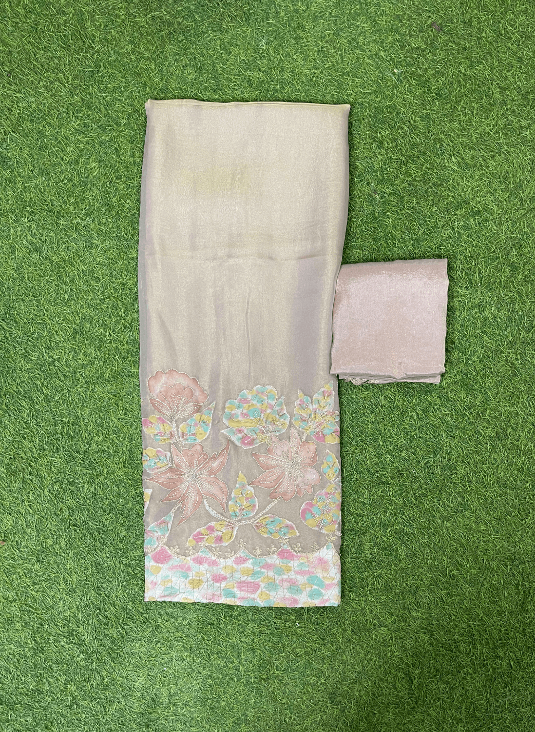 Shimmer Suit | Party Wear | Wedding | Jaggo | Ring Ceremony | Festival |