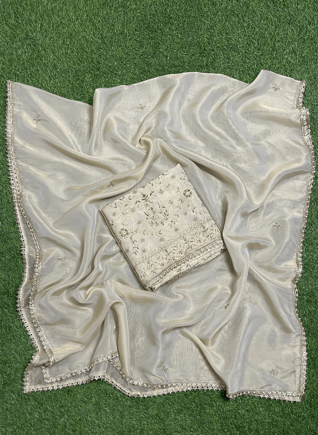 Golden | Shimmer Suit | Party Wear | Wedding | Jaggo | Ring Ceremony | Festival|