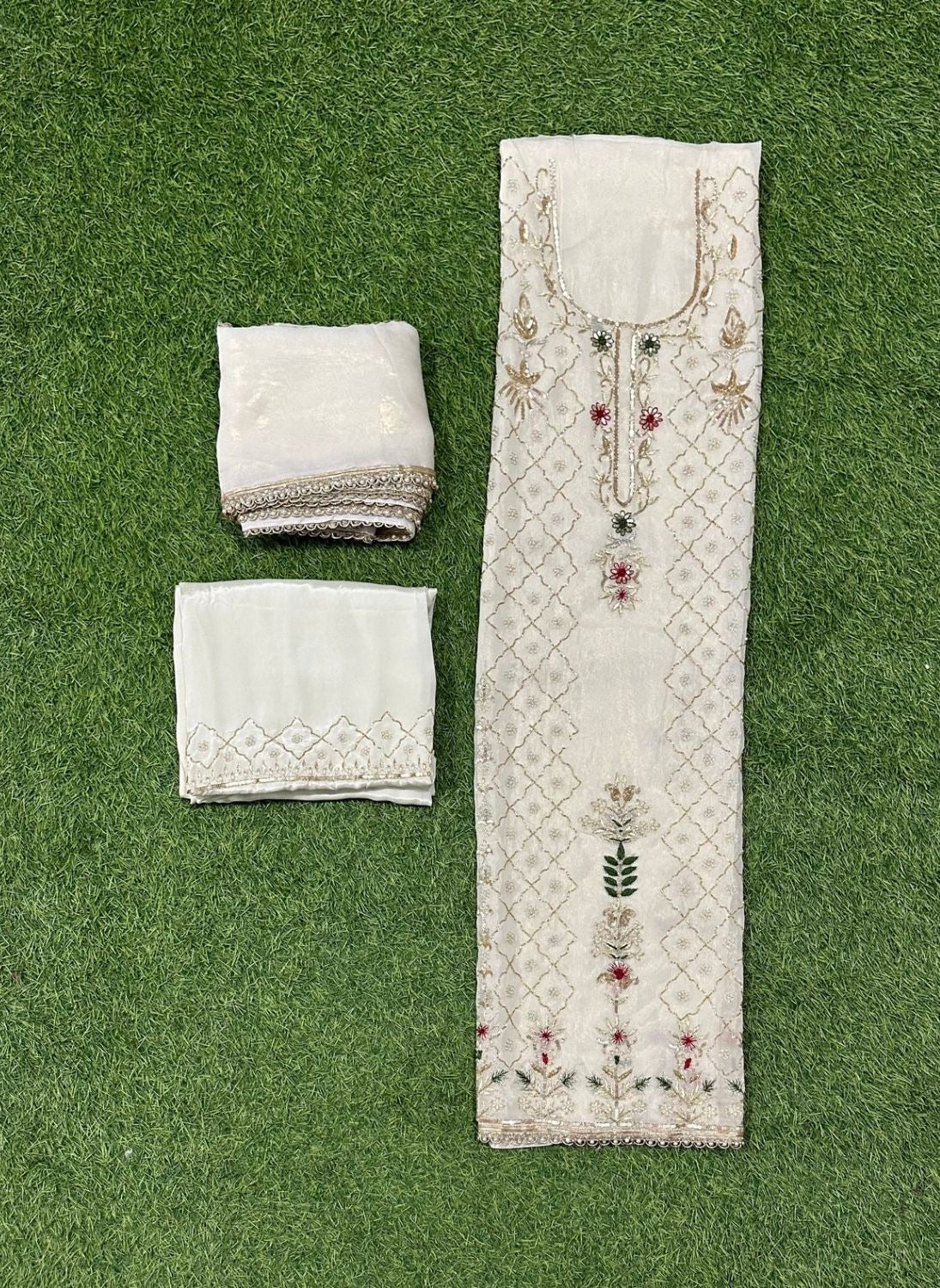 Off white Glass Shimmer Suit | Party Wear | Wedding | Jaggo | Ring Ceremony | Festival |
