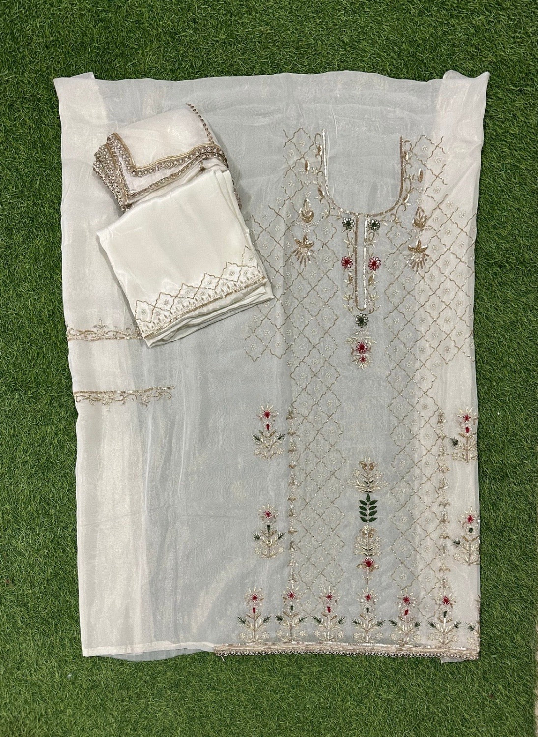 Off white Glass Shimmer Suit | Party Wear | Wedding | Jaggo | Ring Ceremony | Festival |