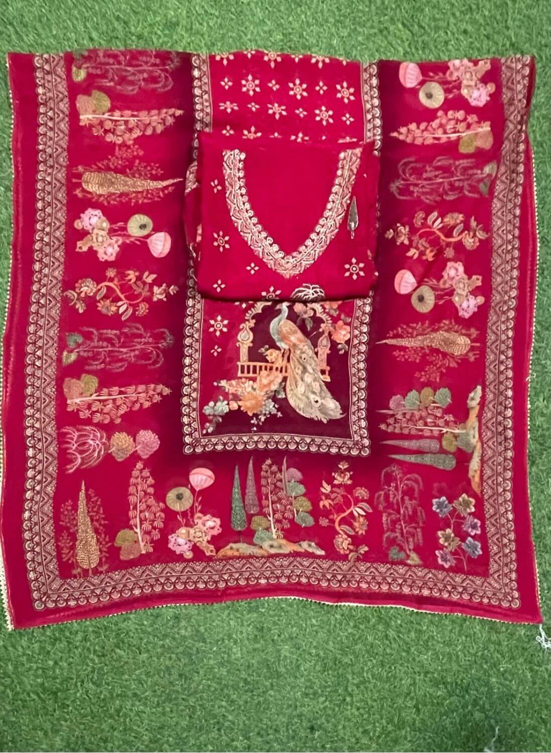 Organza printed red Suit| Wedding Party Wear| Jaggo| Festival| Casual Wear |