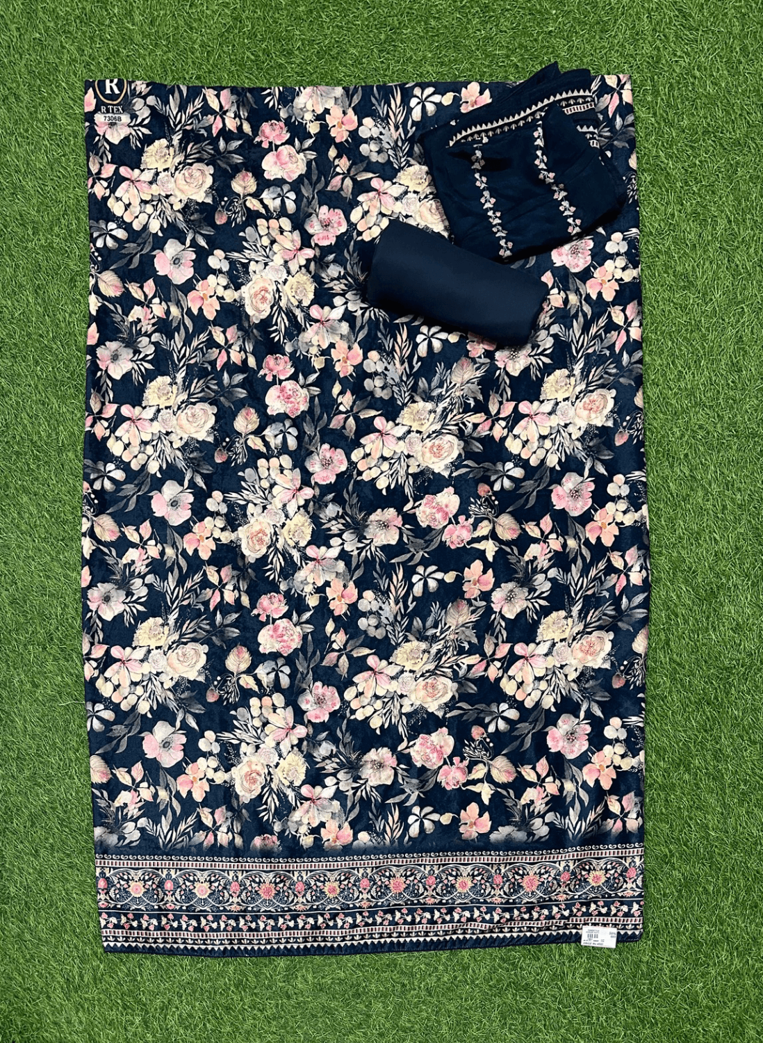 Printed Navy blue Velvet suite | Pure velvet | Wedding | Party Wear | Jaggo | Ring Ceremony | Festival |