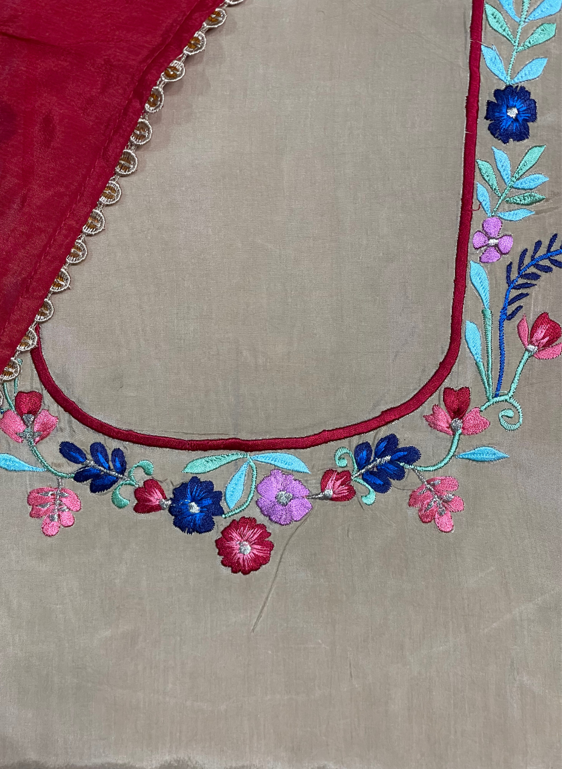 FS520| Off-white Sea Silk Suit | Party Wear | Wedding | Jaggo | Ring Ceremony | Festival| F9CFAA