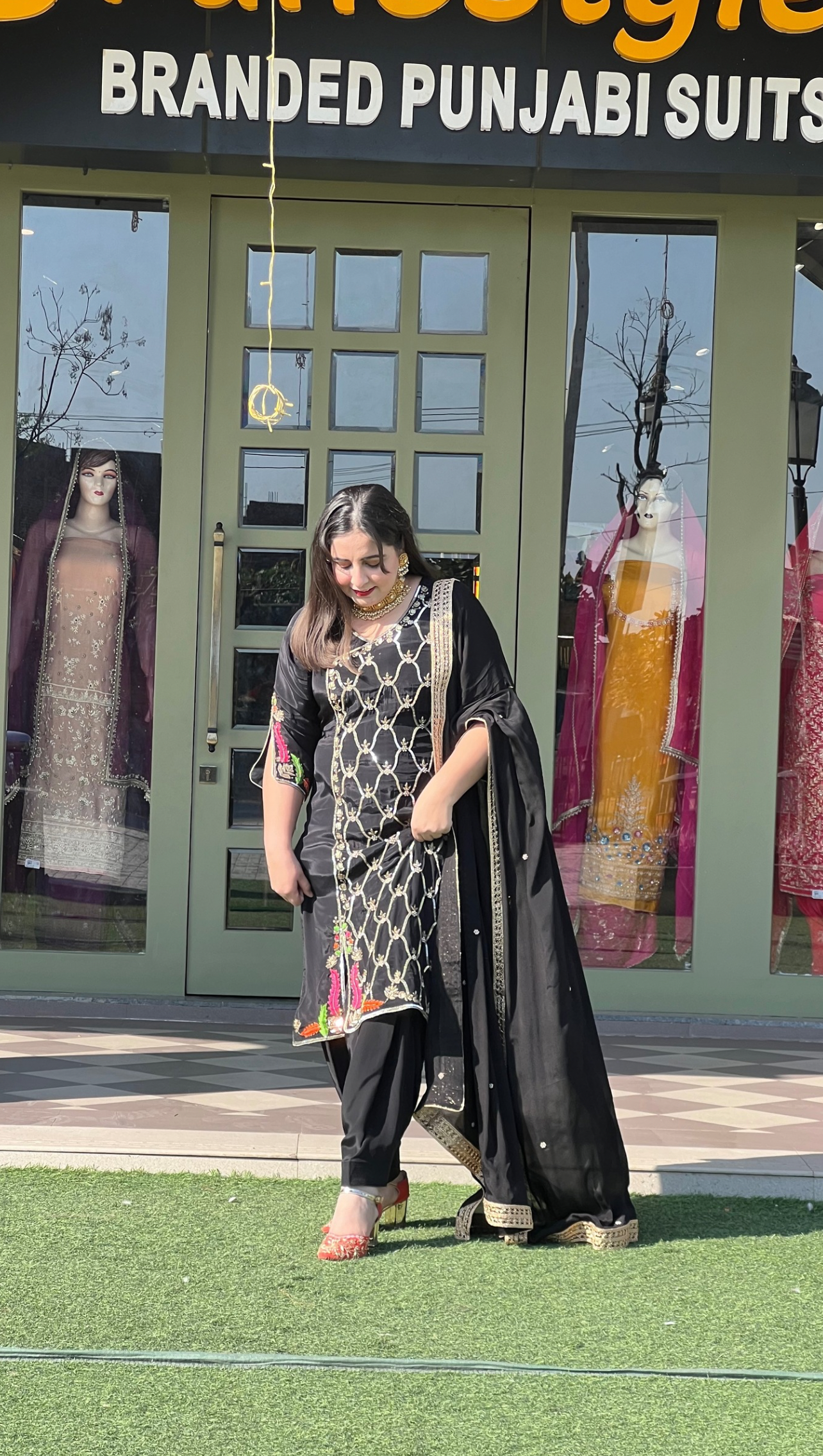 FS179 | Black Crepe | Crepe Suit | Wedding | Party Wear | Ring Ceremony | Festival Suit | Allover suit | F9HAAA
