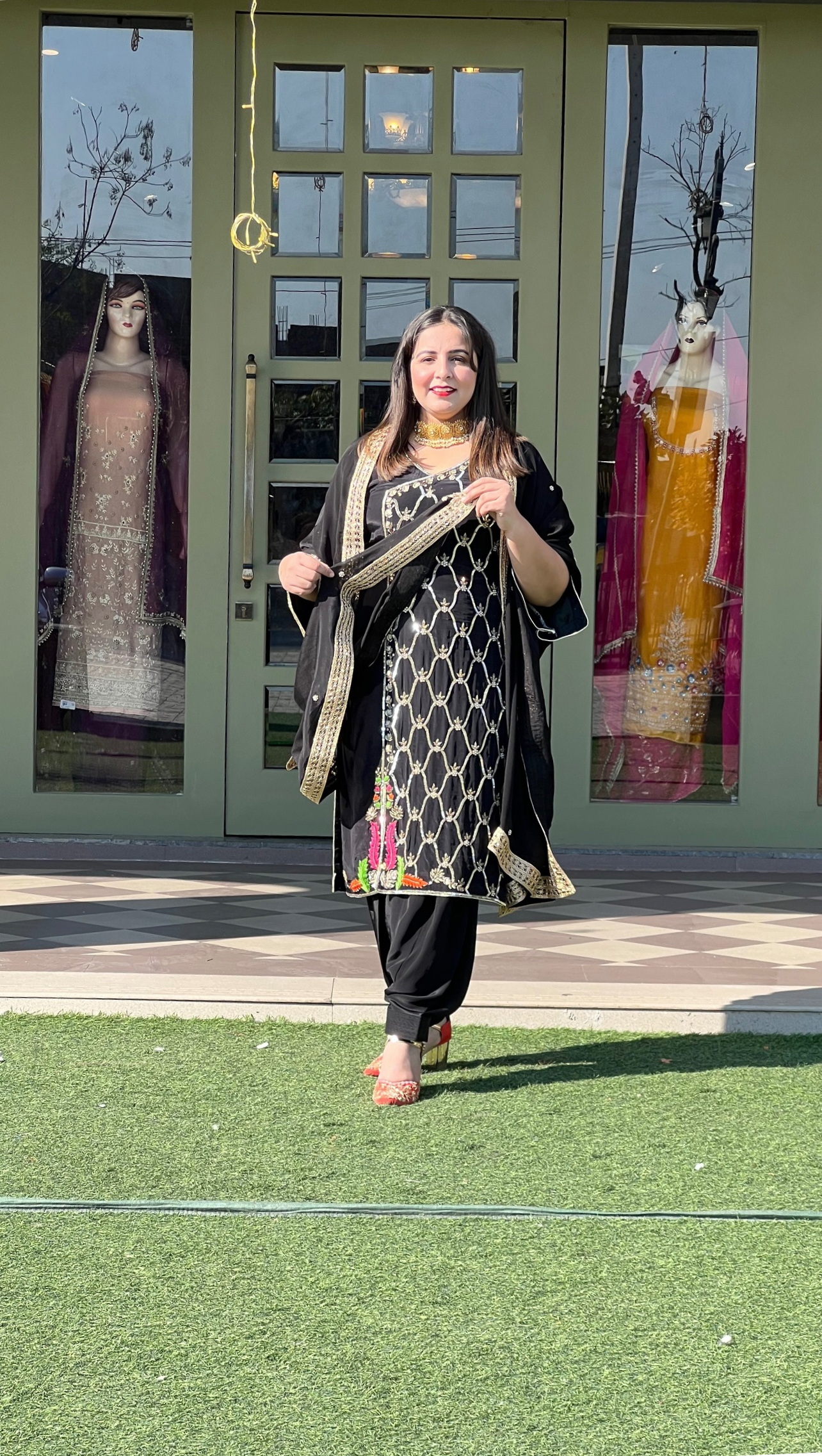 FS179 | Black Crepe | Crepe Suit | Wedding | Party Wear | Ring Ceremony | Festival Suit | Allover suit | F9HAAA