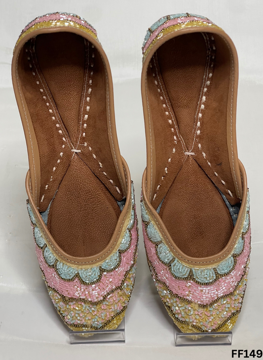 FF149 | Multi-Color | Hand -Work | Punjabi Jutti