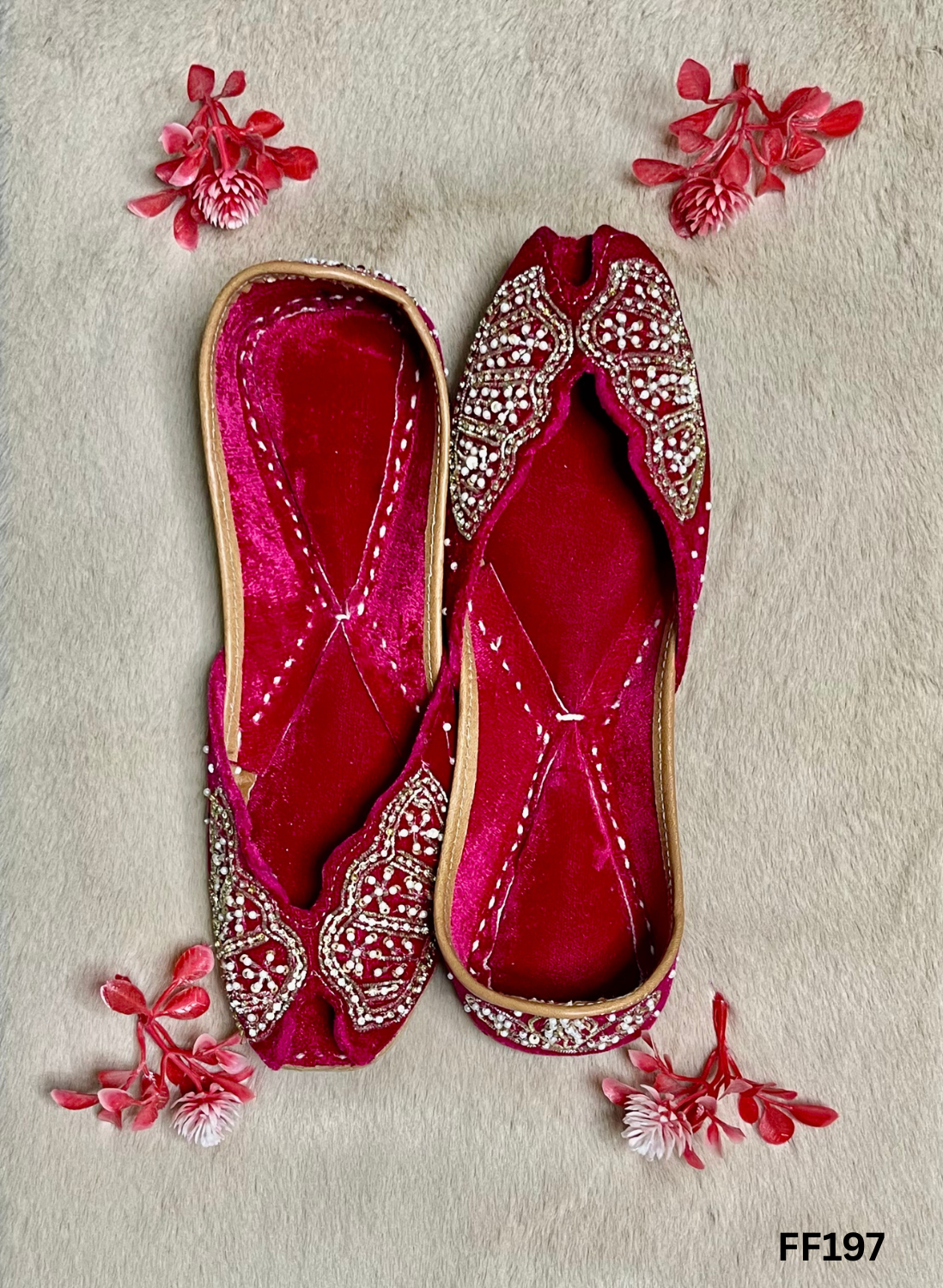 FF197 | Hot-Pink | Hand-Work | Punjabi Jutti