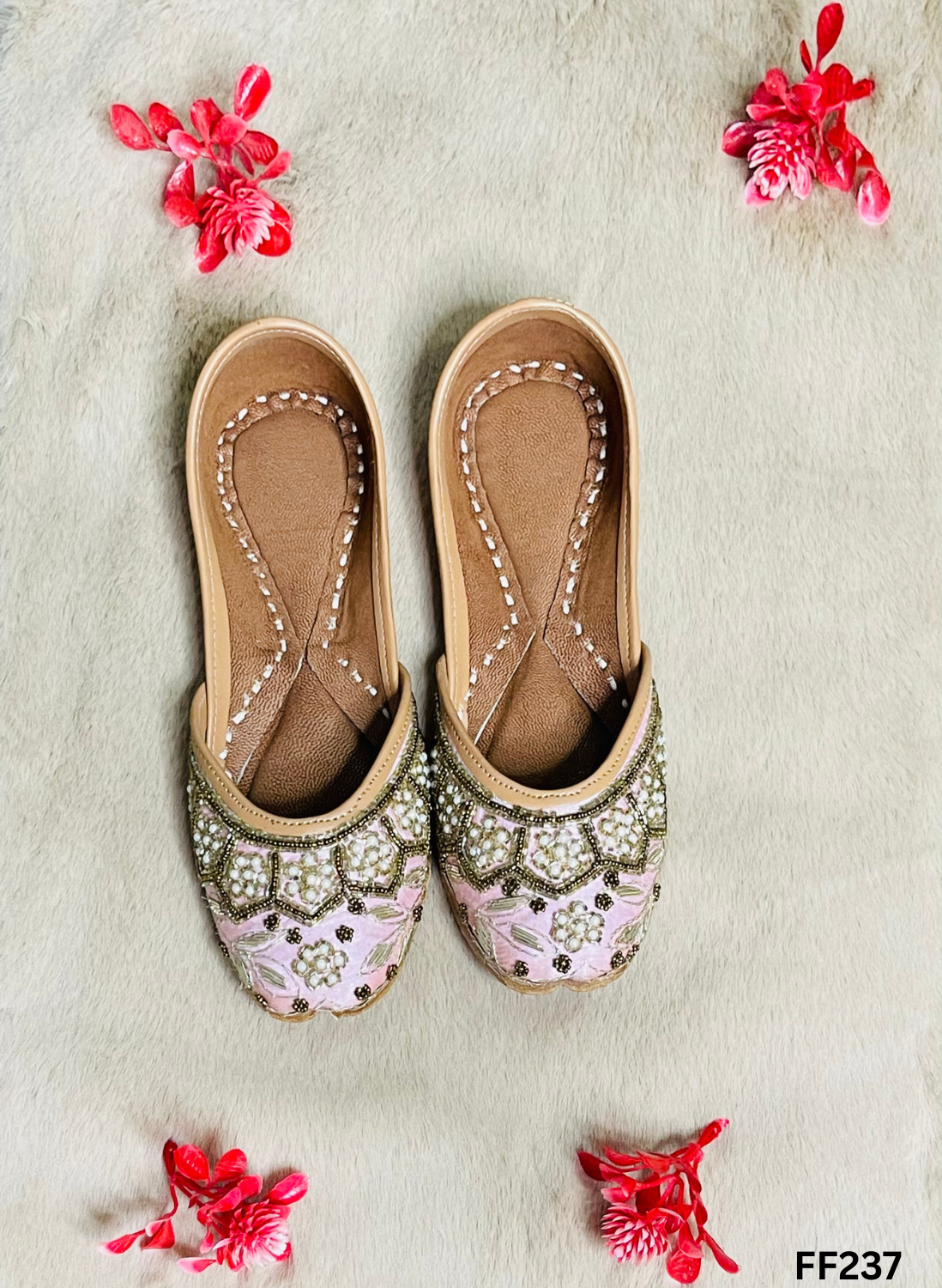 FF237 | Baby-Pink | Hand -Work | Punjabi Jutti