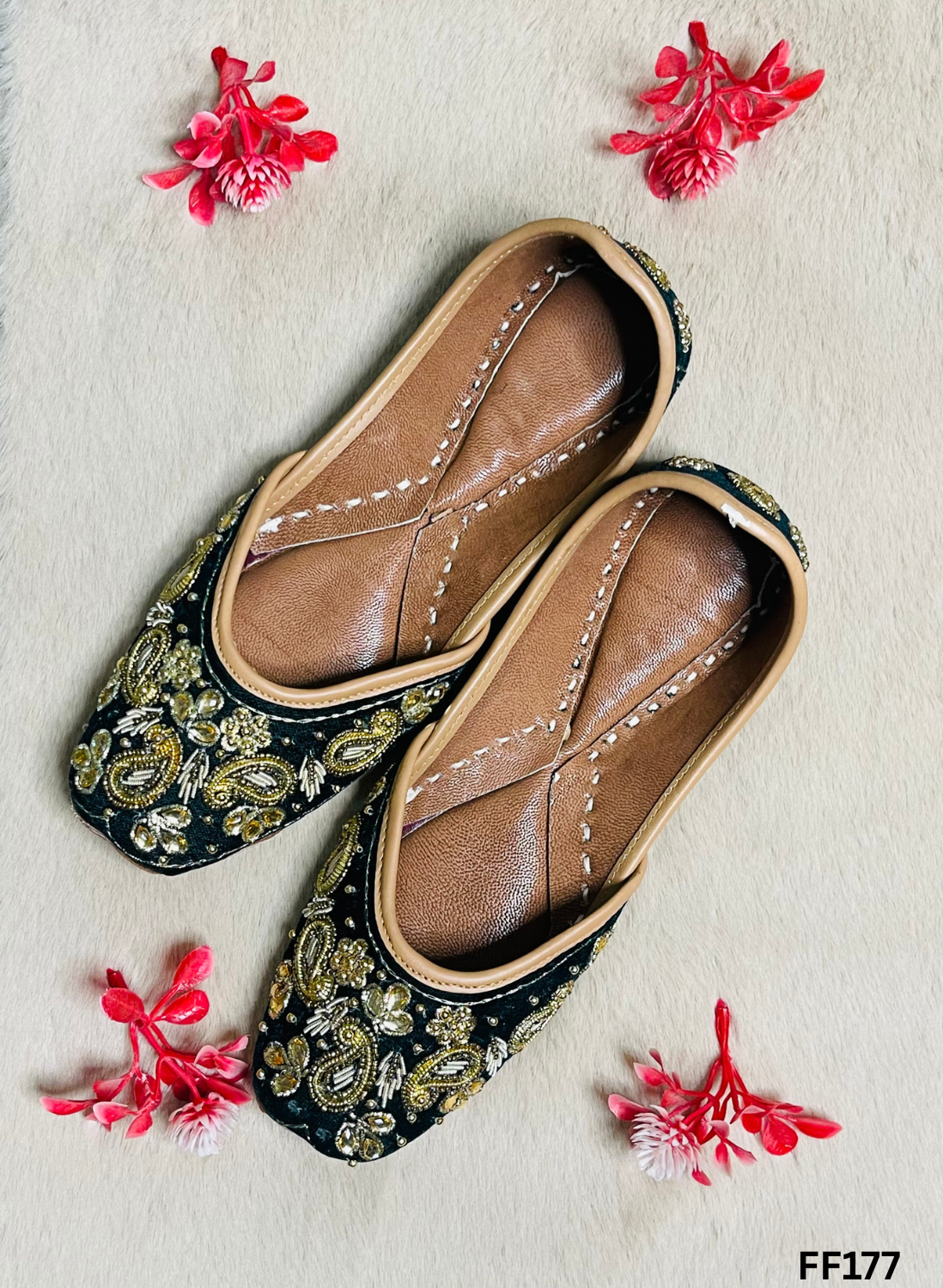 FF177 | Bottle-Green| Hand-Work | Punjabi Jutti