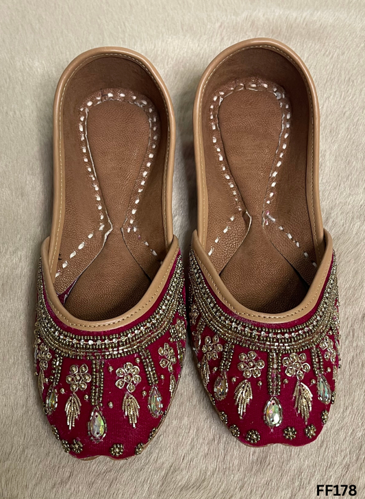 FF178 | Pink | Velvet  | Hand -Work | Punjabi Jutti