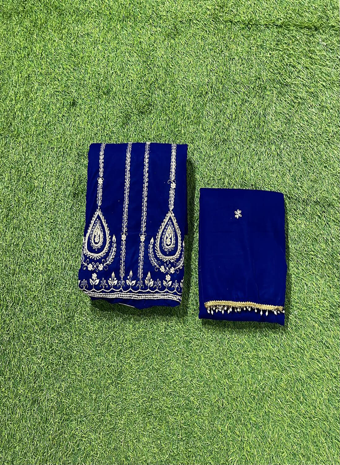 Royal blue velvet suite | Pure velvet | Wedding | Party Wear | Jaggo | Ring Ceremony | Festival| FS321