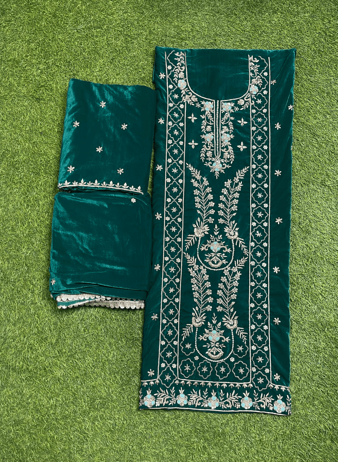 Velvet suite | Pure velvet | Wedding | Party Wear | Jaggo | Ring Ceremony | Festival | Allover|
