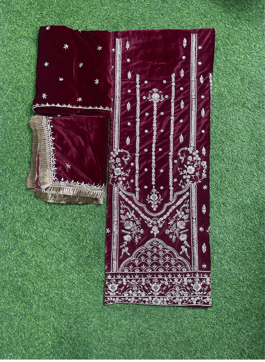 Velvet suite | Pure velvet | Wedding | Party Wear | Jaggo | Ring Ceremony | Festival|