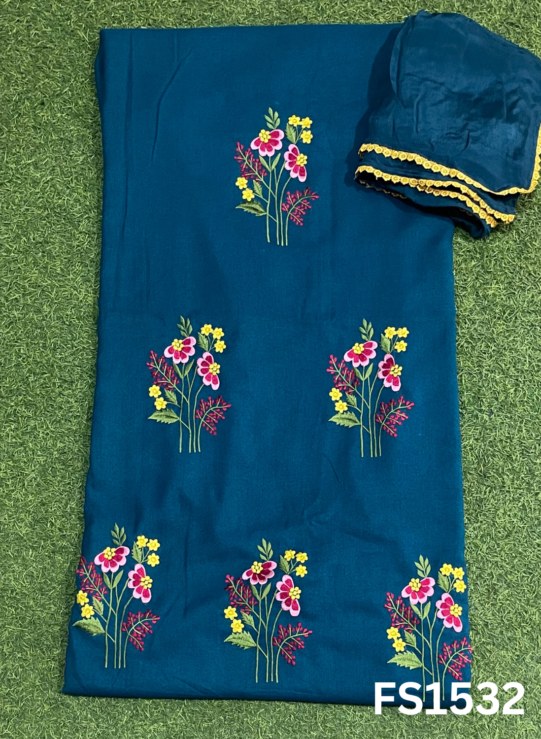 FS1532 |  Pashmina Suite | Pashmina | Regular  Wear | Casual Wear | Winter Wear | Festival|FS1532