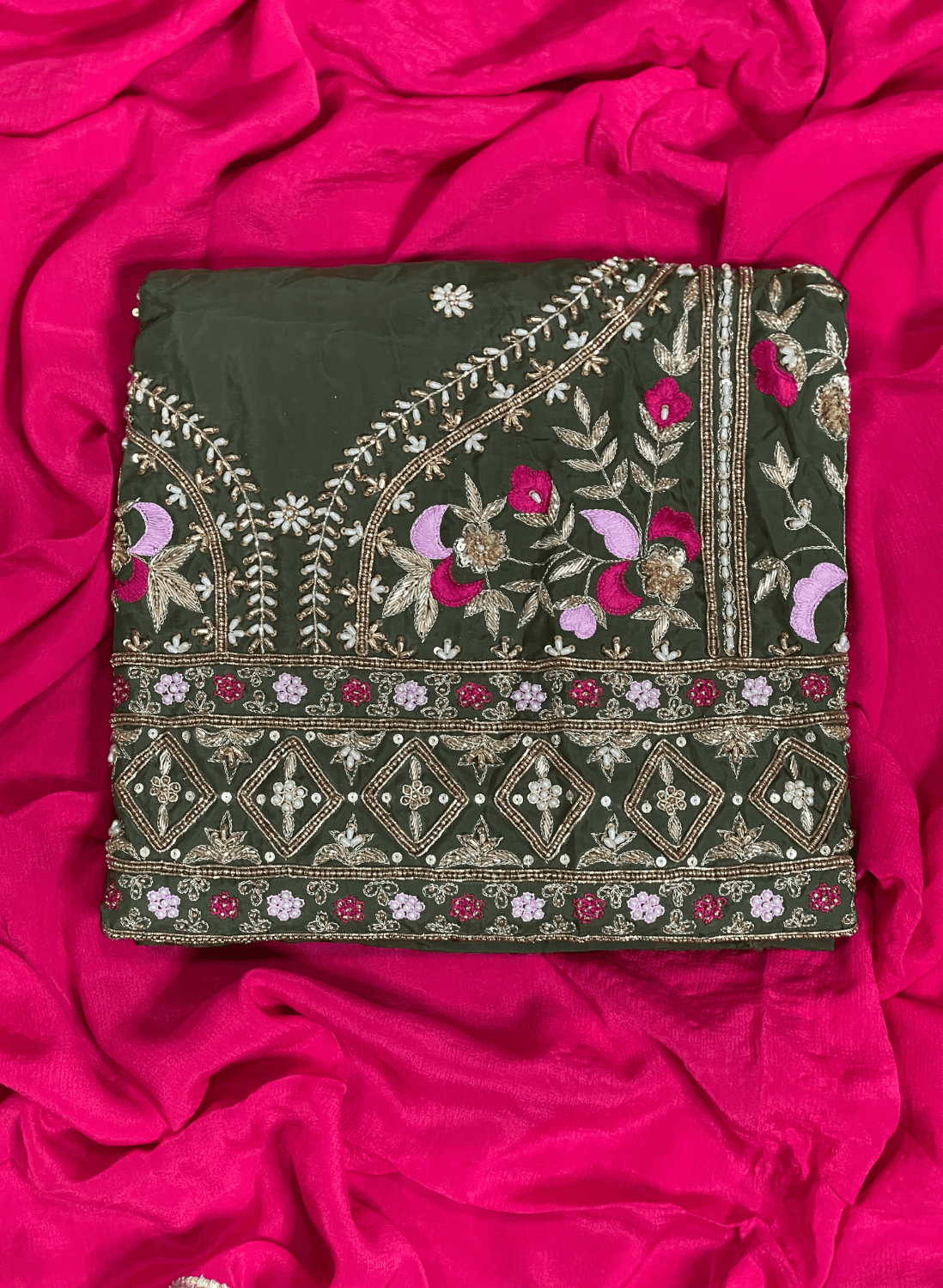 Bottle Green | Shade | Silk Suit | Party Wear | Wedding | Jaggo | Ring Ceremony | Festival | FS330