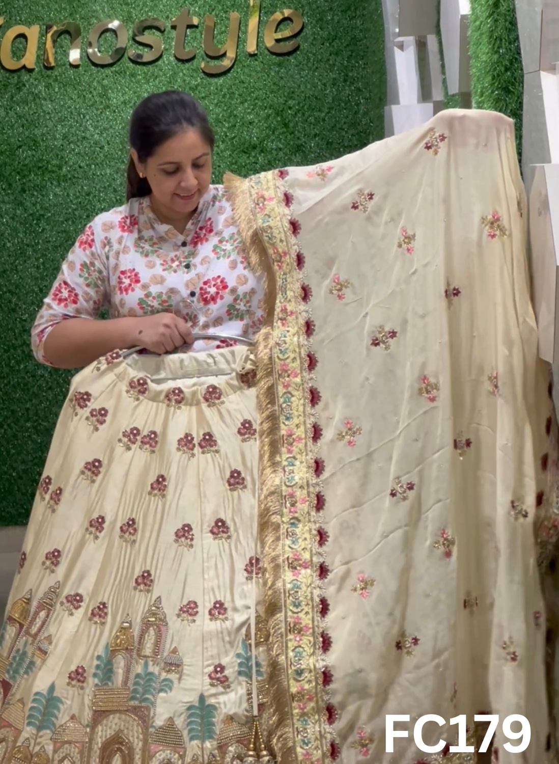 FC179 |  Made To Order (20-25 Days  ) |  Raw Silk  Lehenga |  Off White  | Party Wear | Wedding | Festival | Celebrity | Ring Ceremony