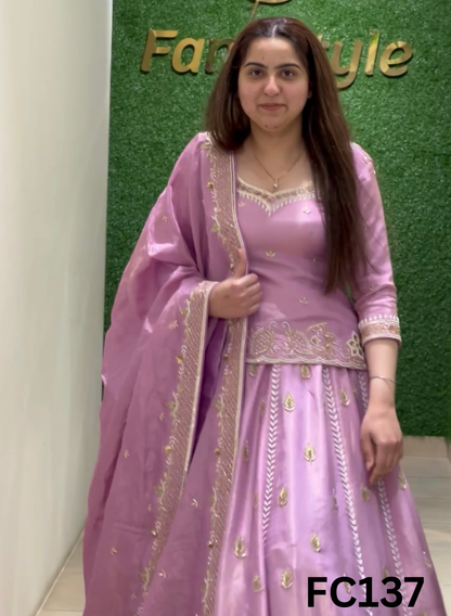 FC137 |  Made To Order (20-25 Days  ) | Shimmer  |  Onion Shade   | Party Wear | Wedding | Festival | Celebrity | Ring Ceremony