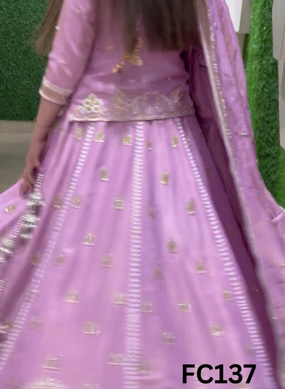 FC137 |  Made To Order (20-25 Days  ) | Shimmer  |  Onion Shade   | Party Wear | Wedding | Festival | Celebrity | Ring Ceremony