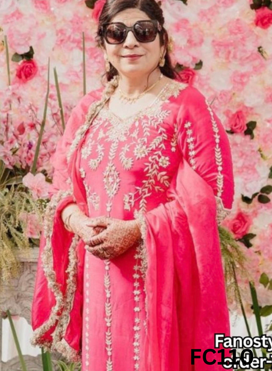 FC110 |  Made To Order (20-25 Days  ) |  Pure Crepe  Suit | Pink  |  Party Wear | Wedding | Festival | Celebrity | Ring Ceremony