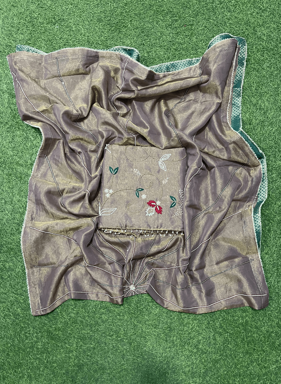 Shimmer Suit | Party Wear | Wedding | Jaggo | Ring Ceremony | Festival | FS213