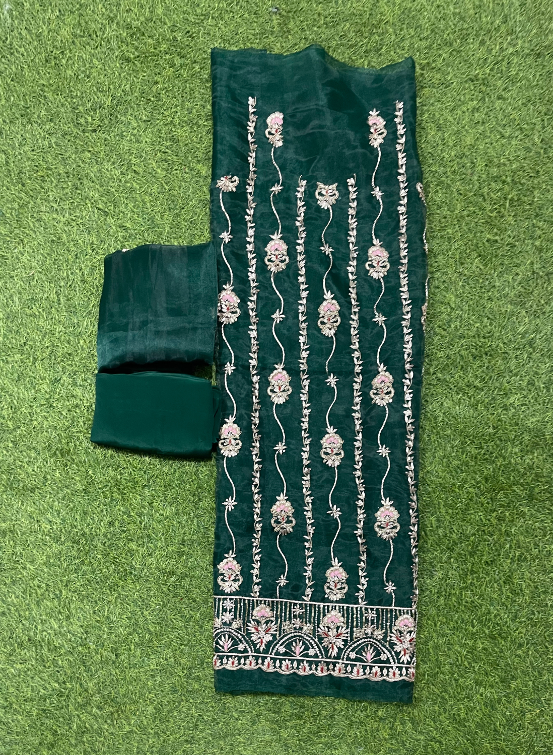 Bottle Green | Glass Shimmer Suit | Party Wear | Wedding | Jaggo | Ring Ceremony | Festival| FS132