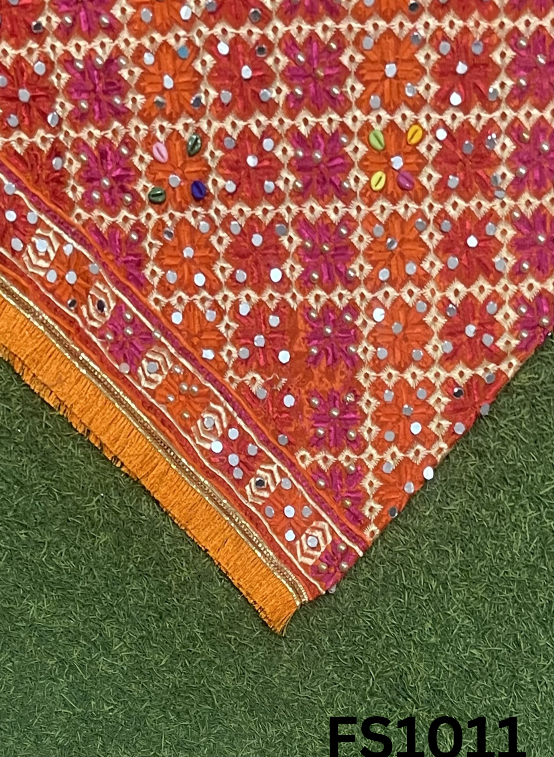FS1011 | Red Luxurious | Embroidered Phulkari - 2.5 Meters of Elegance