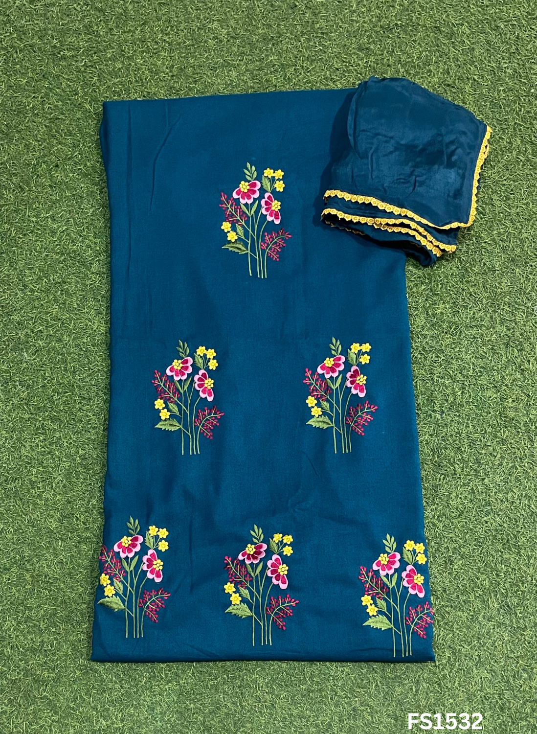 FS1532 |  Pashmina Suite | Pashmina | Regular  Wear | Casual Wear | Winter Wear | Festival|FS1532
