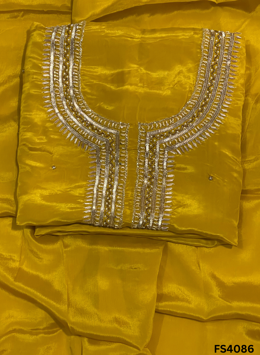 FS4086 | Silk Suit | Party Wear | Ring Ceremony | Festival Suit |