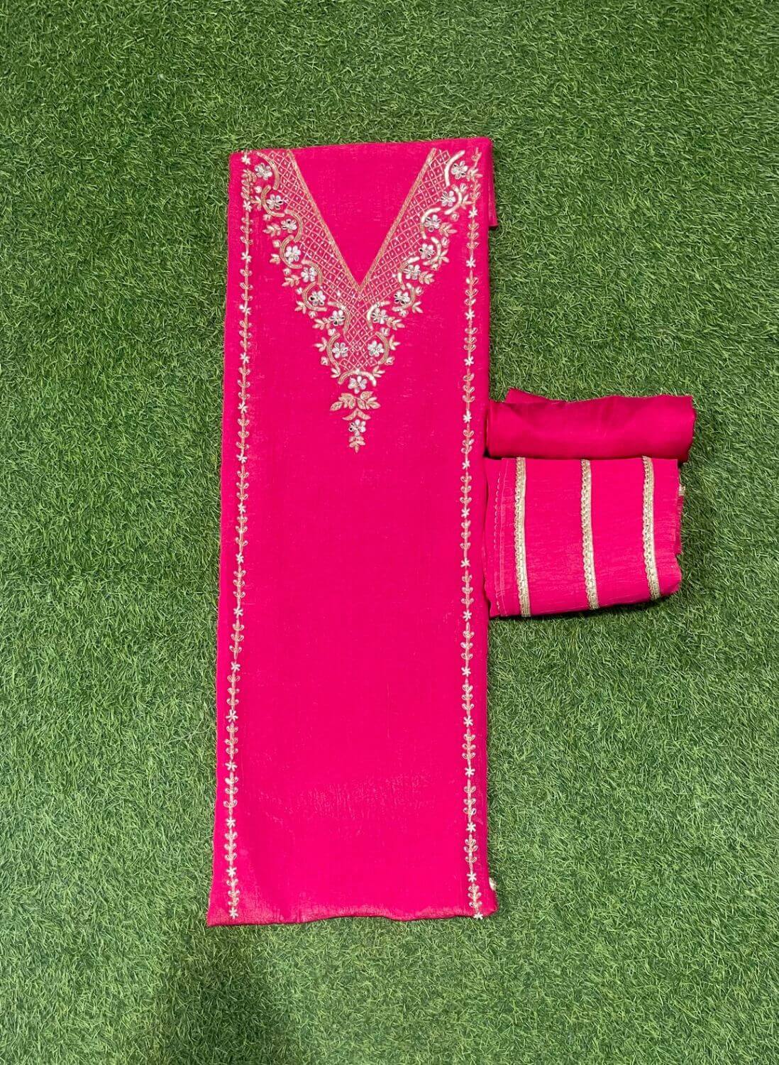 Hot pink  Shimmer Suit | Party Wear | Wedding | Jaggo | Ring Ceremony | Festival | FS387