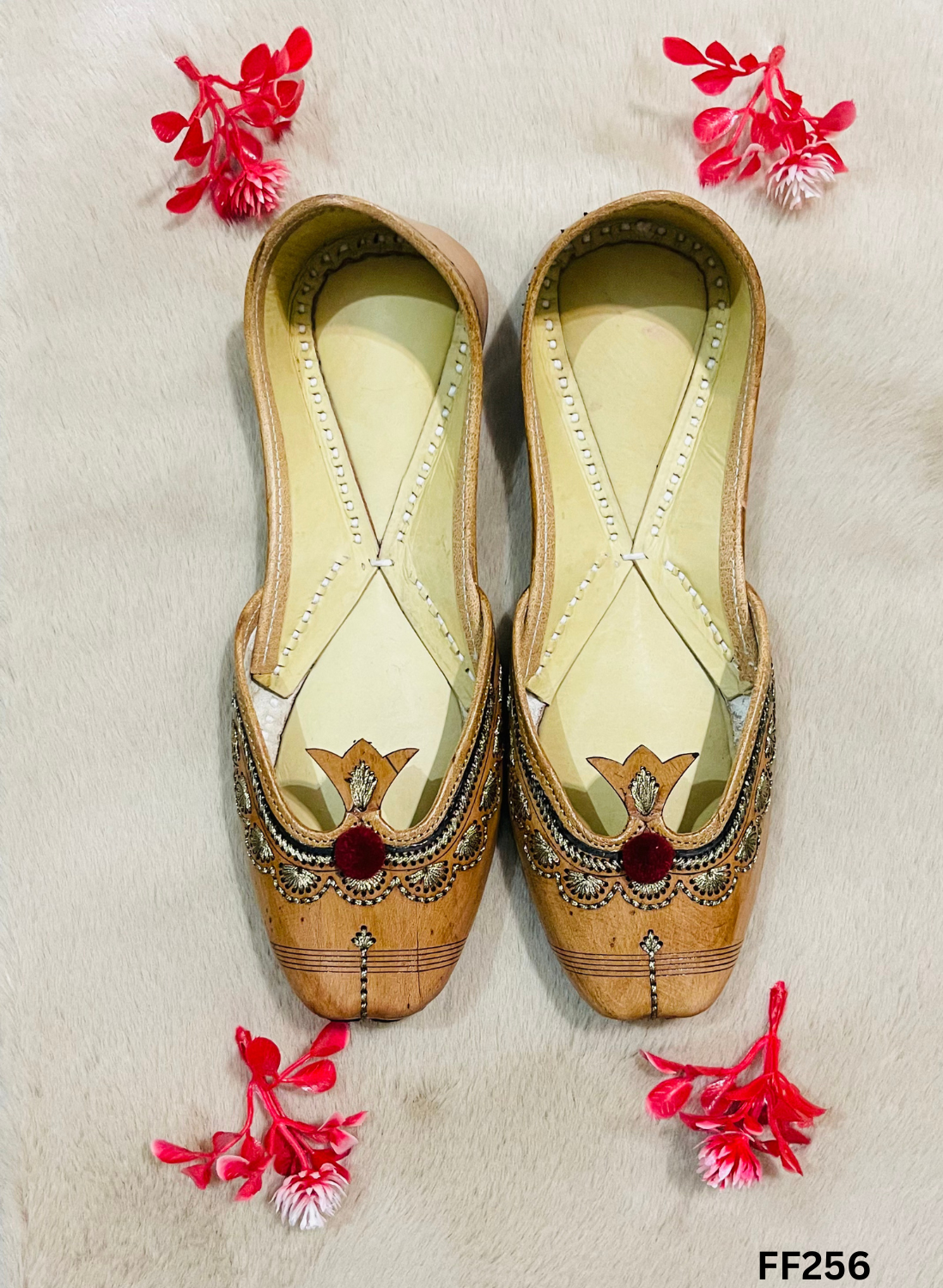 FF256 | Brown  | Leather  | Punjabi Jutti