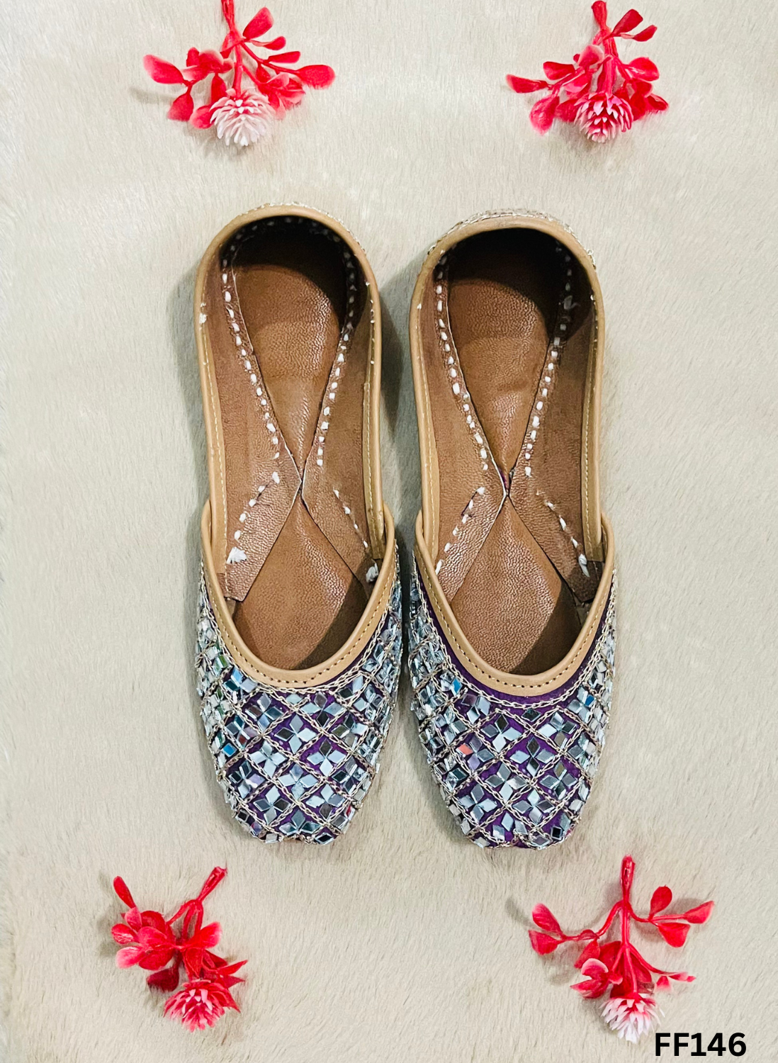 FF146 | Wine  |  Hand-Work | Punjabi Jutti