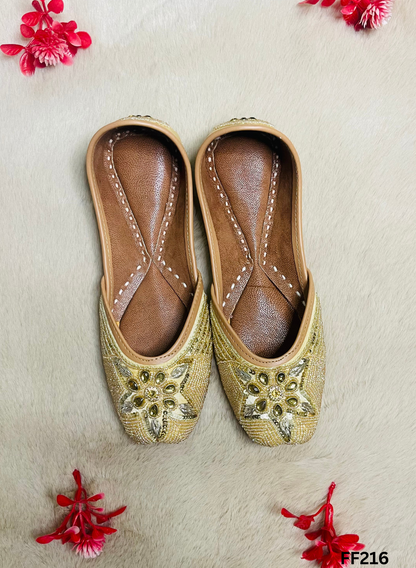 FF216 | Golden  | Hand -Work | Punjabi Jutti