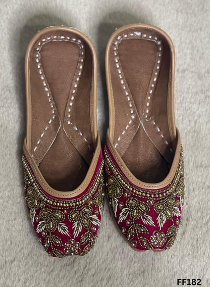 FF182 | Pink  | Velvet | Hand -Work | Punjabi Jutti