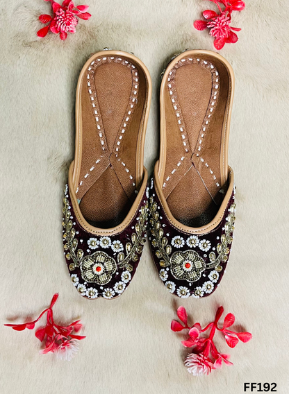 FF192 | Wine  | Hand -Work | Punjabi Jutti