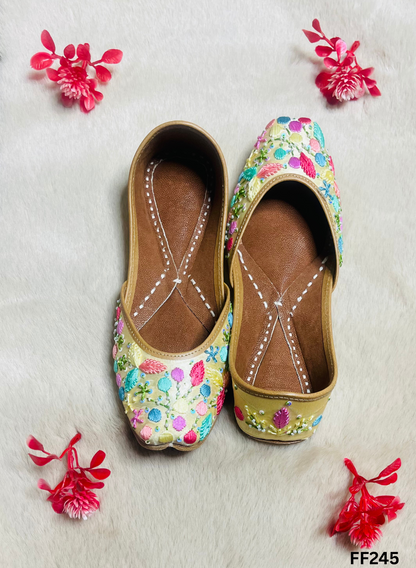 FF245 | Multi-Color   | Hand -Work | Punjabi Jutti