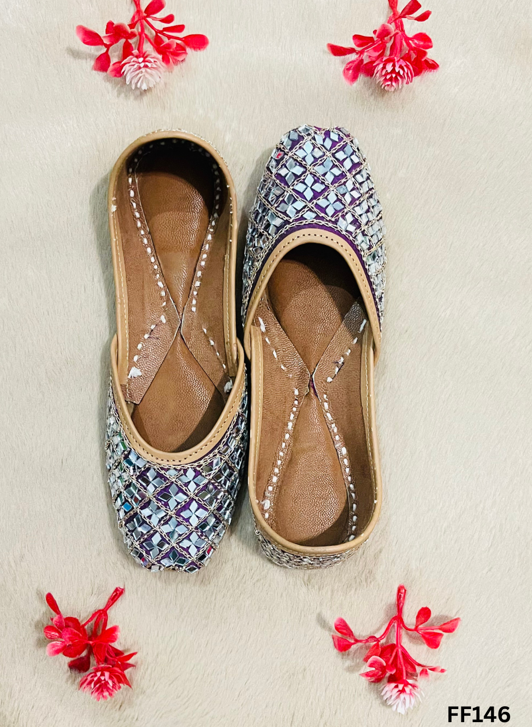 FF146 | Wine  |  Hand-Work | Punjabi Jutti