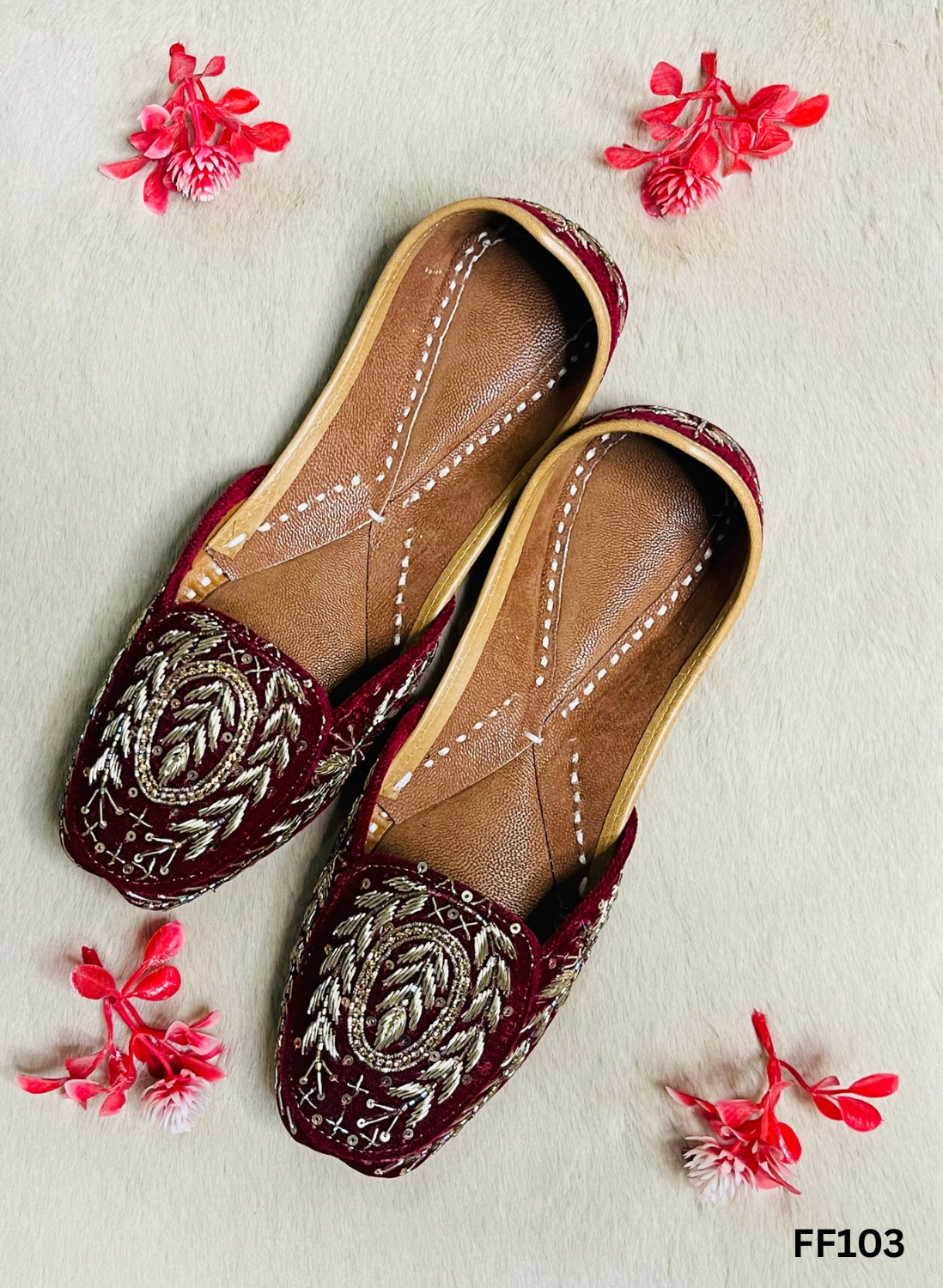 FF103 | Mehroon | Hand-Work | Punjabi Jutti