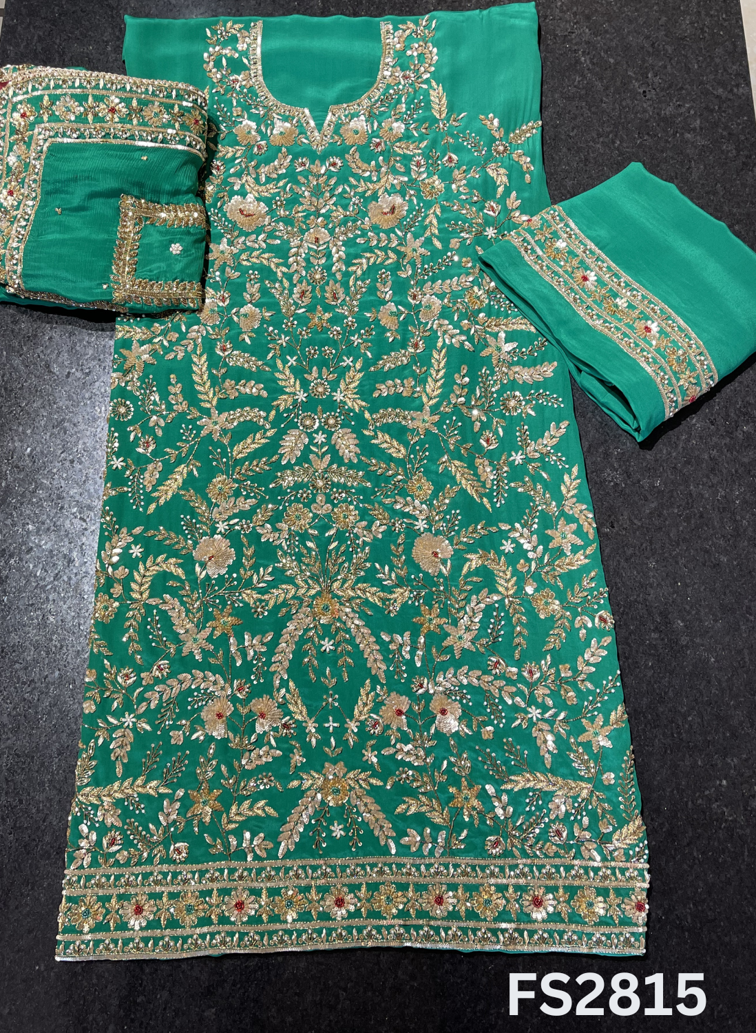 FS2815 |  Pure Crepe Suit | Bridal Suit | Party Wear | Wedding | Festival | Celebrity | Ring Ceremony