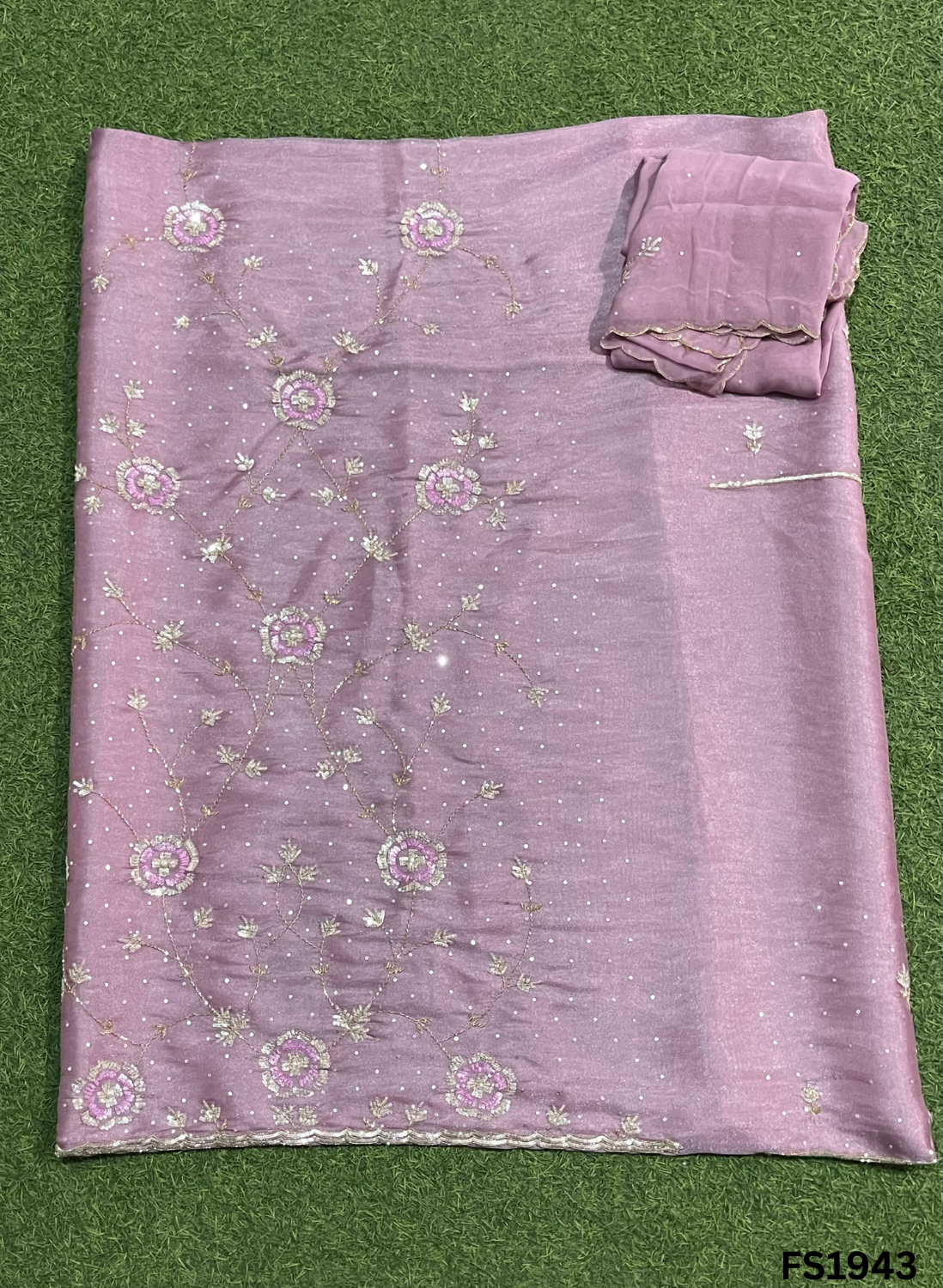 FS1943 | Levender | Shimmer Suit | Party Wear | Wedding | Jaggo | Ring Ceremony | Festival