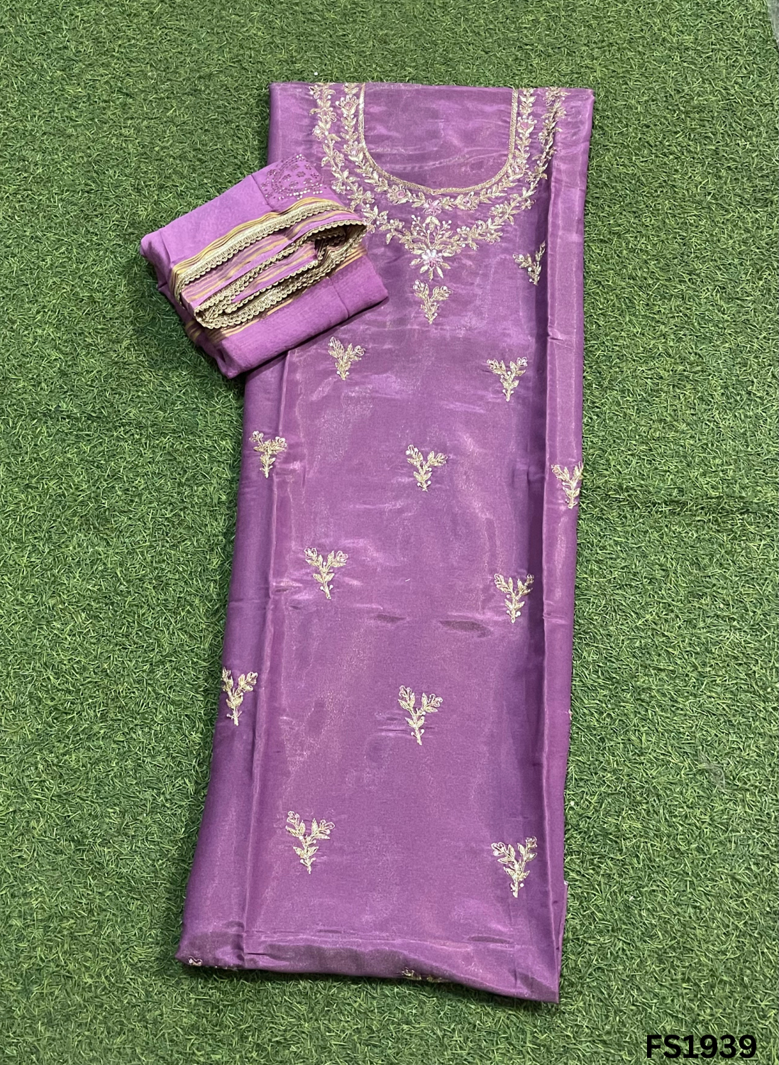 FS1939 | Purple | Shimmer Suit | Party Wear | Wedding | Jaggo | Ring Ceremony | Festival