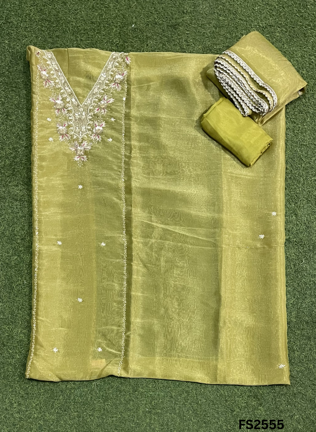 FS2550 | Green | Shimmer Suit | Party Wear | Wedding | Jaggo | Ring Ceremony | Festival