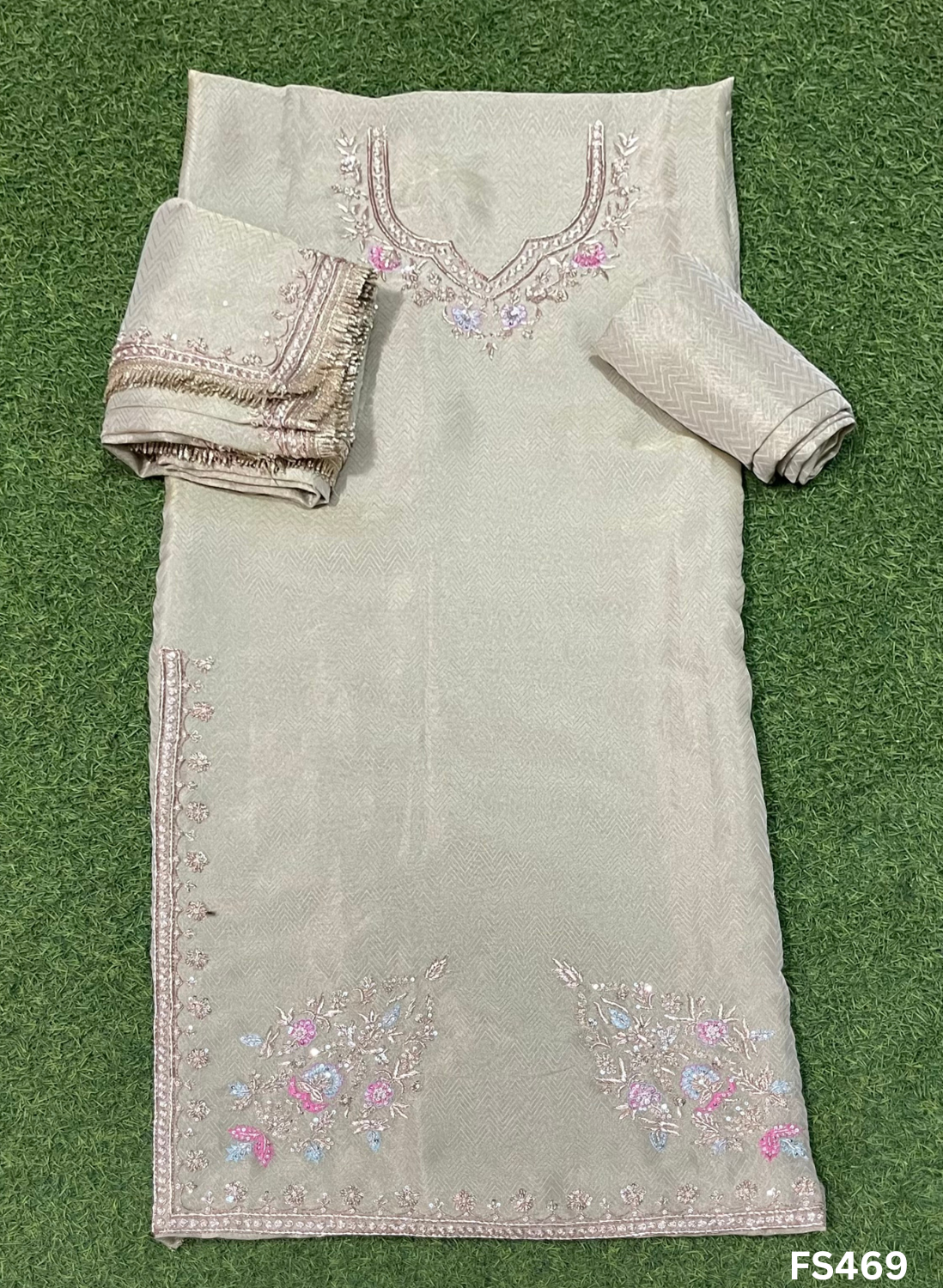 FS469 | Self-Print | Shimmer Suit | Party Wear | Wedding | Jaggo | Ring Ceremony | Festival