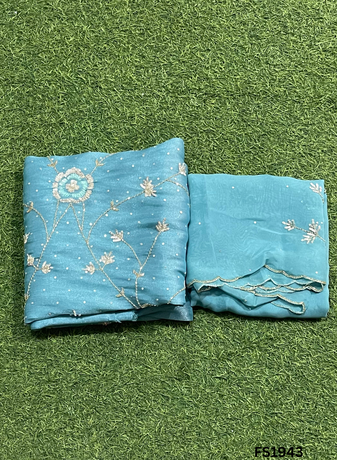 FS1943 | Levender | Shimmer Suit | Party Wear | Wedding | Jaggo | Ring Ceremony | Festival